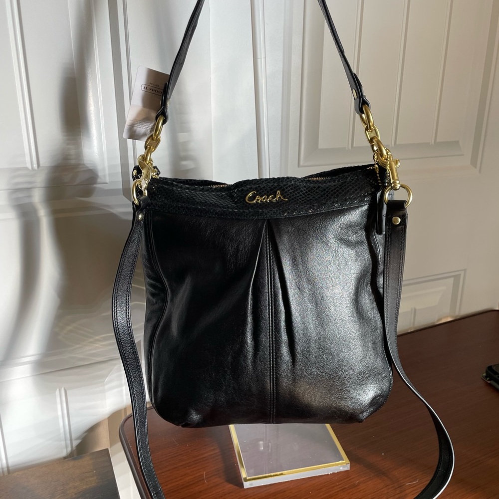 Coach NWT Black Ashley Hippie Leather Bag - Picture 8 of 10